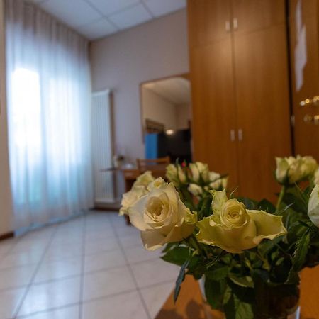 La Mimosa Lazise Hotel ภายนอก รูปภาพ