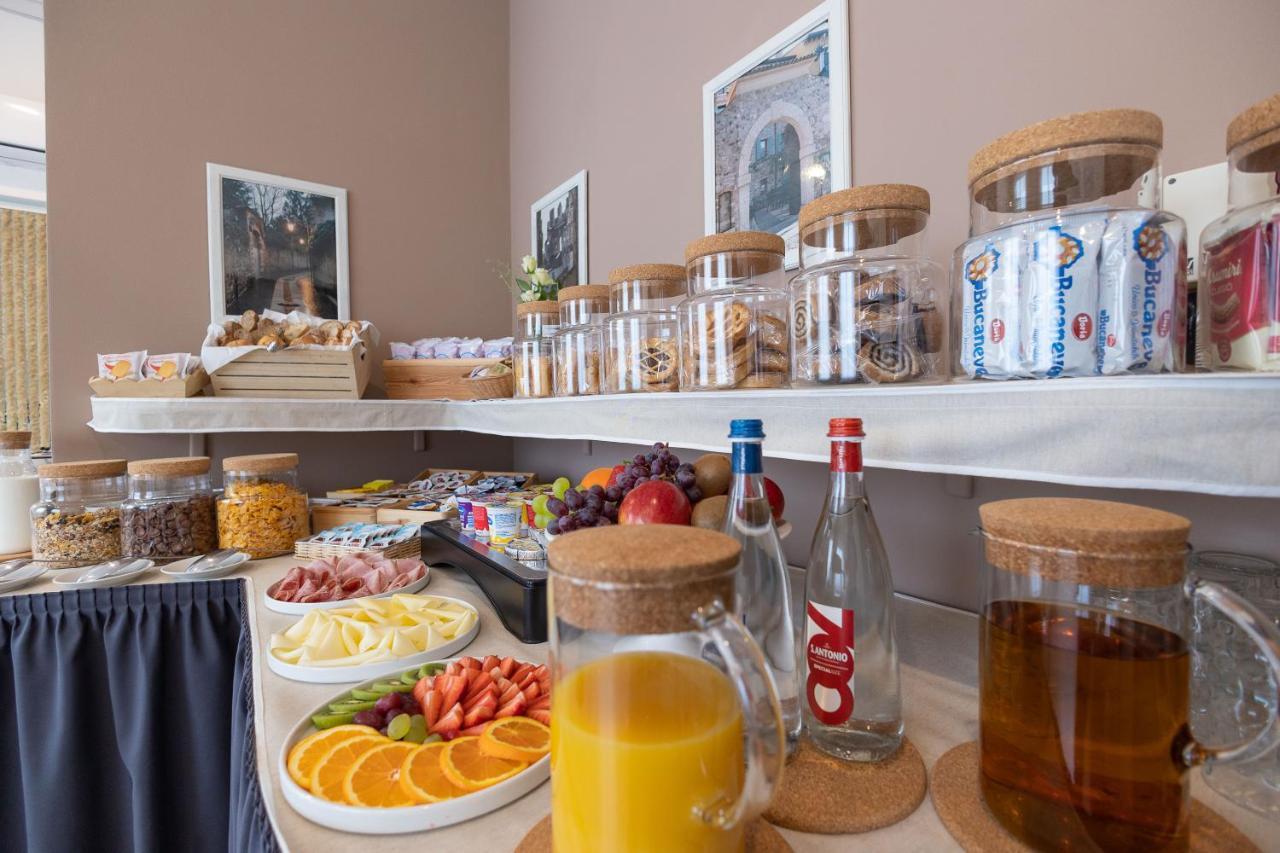 La Mimosa Lazise Hotel ภายนอก รูปภาพ